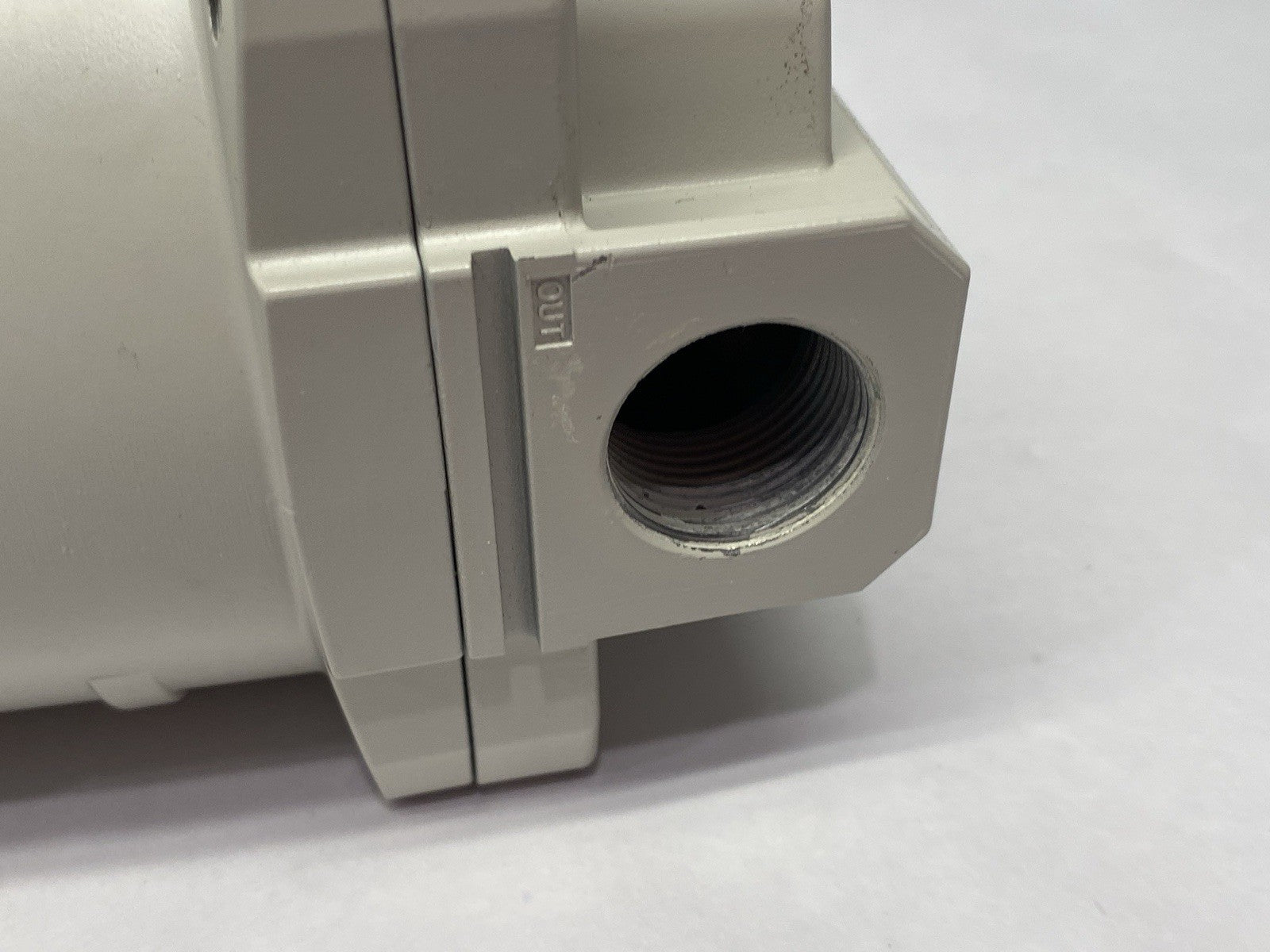 AMF450C-F06-X357 | SMC Odor Removal Filter, 3/4" European Ports - Used - Maverick Industrial Sales