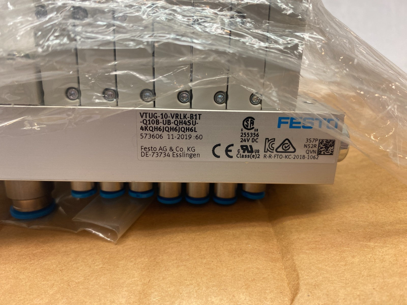 Festo VTUG-10-VRLK-B1T-Q10B-UB-QH4SU-4KQH6JQH6JQH6L Valve Man. Terminal 573606 - Maverick Industrial Sales