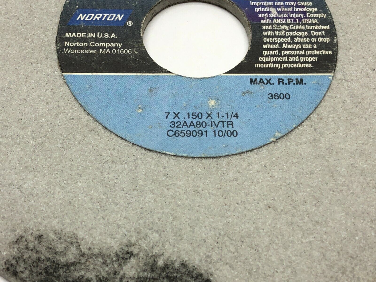 Norton 32AA80-IVTR Grinding Wheels 1-1/4" Bore 3600 RPM LOT OF 5 - Maverick Industrial Sales