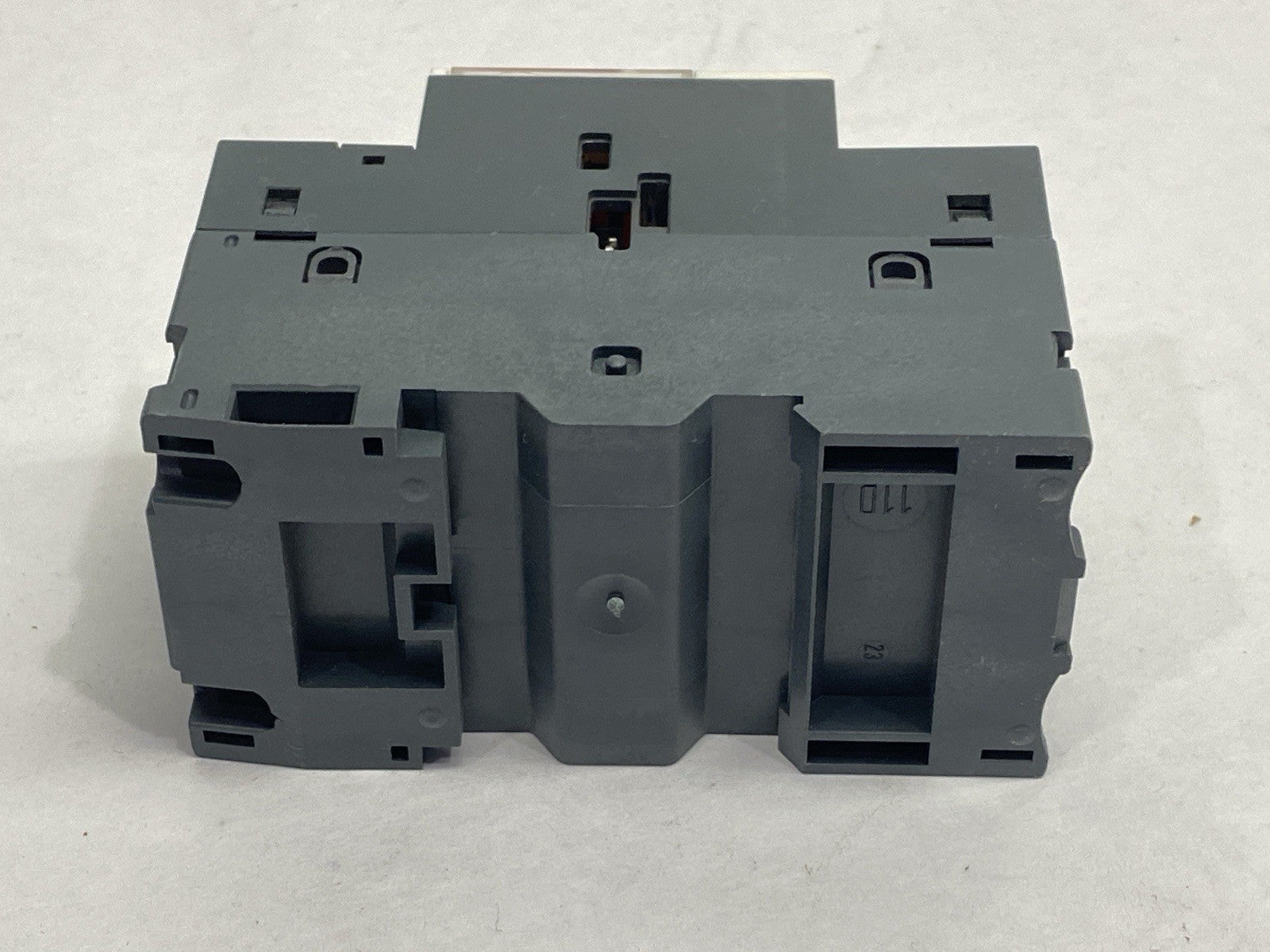 Schneider Electric GV2ME32 Telemecanique Motor Circuit Breaker 24-32A - Maverick Industrial Sales