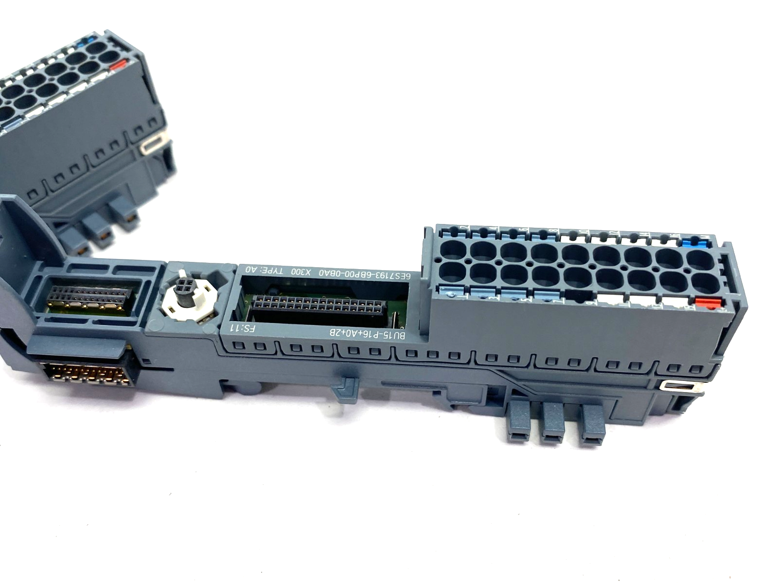 Siemens 6ES7193-6BP00-0BA0 SIMATIC ET 200SP BaseUnit BU15-P16+A0+2B, BU LOT 2 - Used - Maverick Industrial Sales