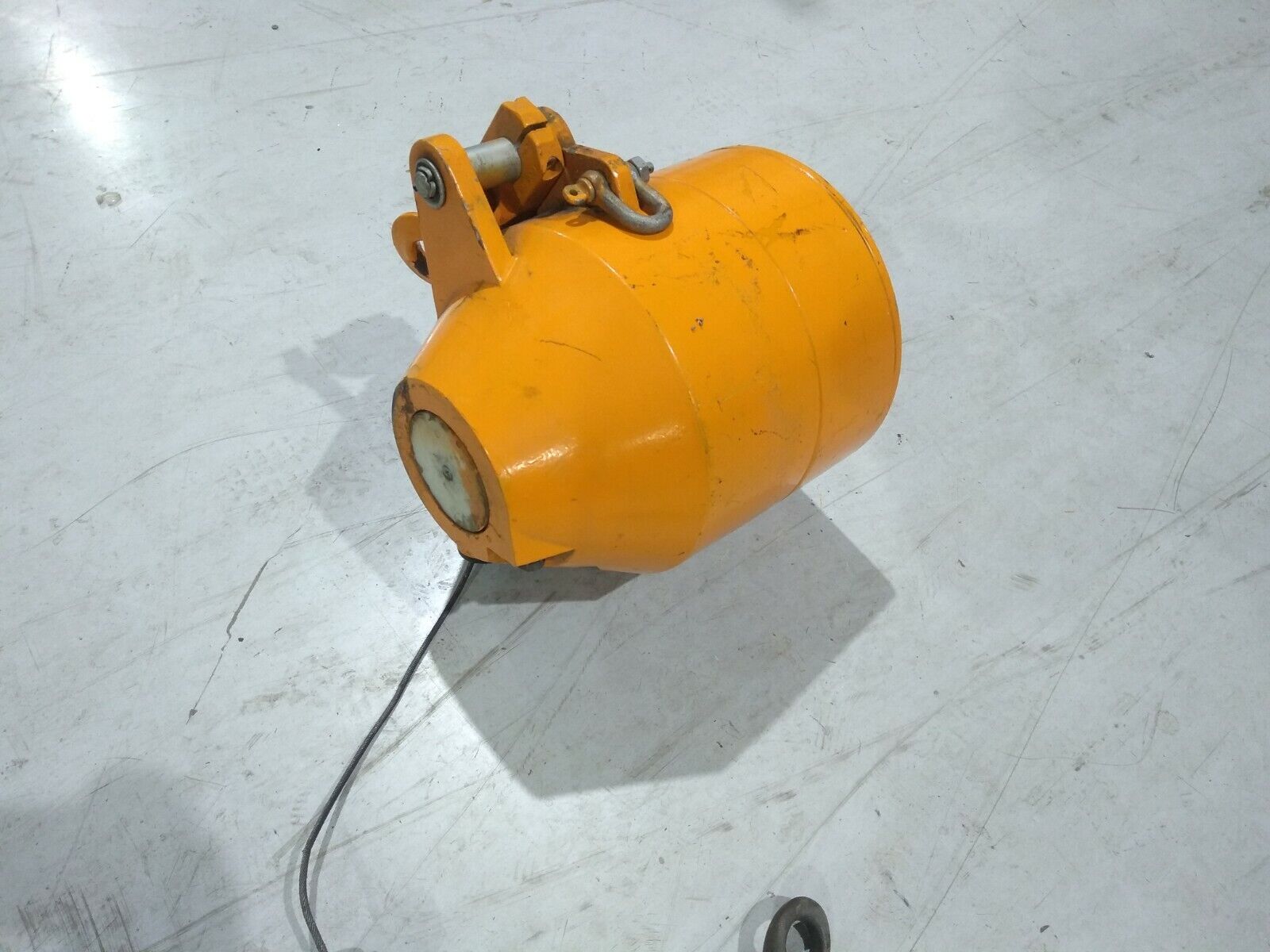 Kromer Type 7261 Heavy Duty Zero Gravity Tool Balancer 150.0 - 300.0 kg - Maverick Industrial Sales