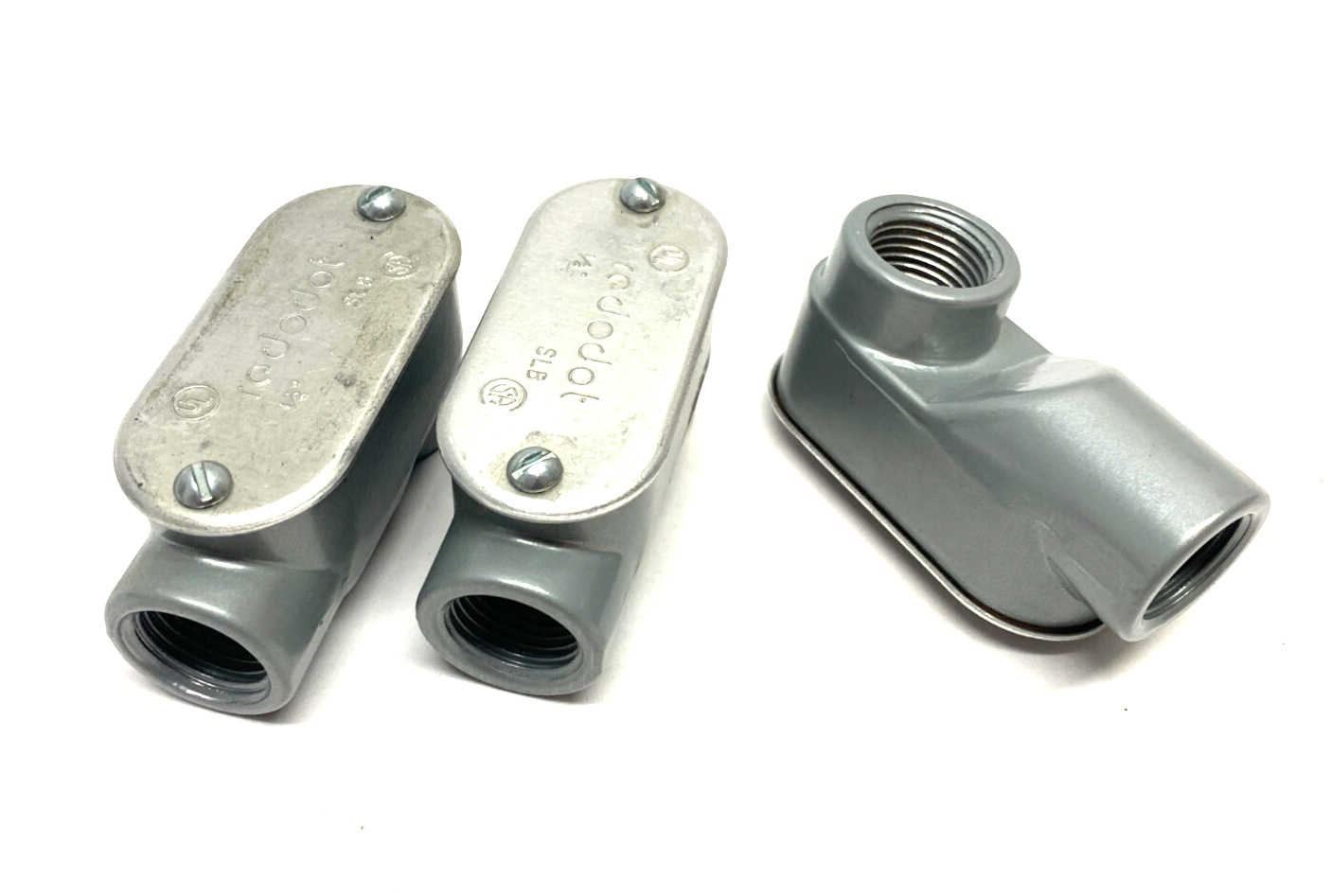 Red Dot DASLB-1/2 Conduit Body w/ Cover Gasket 1/2" Threads LOT OF 3 - New – Open box - Maverick Industrial Sales