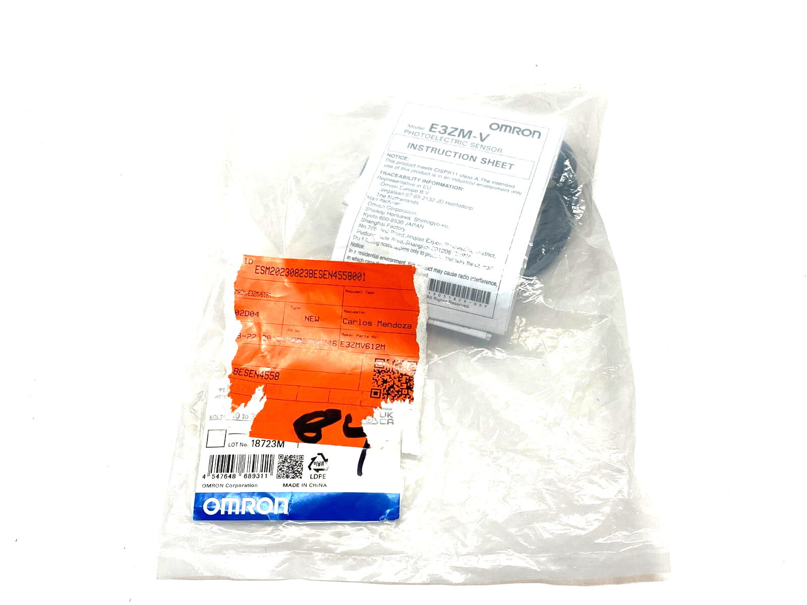 Omron E3ZM-V61 2M Color Mark Detection Compact Photoelectric Sensor - Maverick Industrial Sales