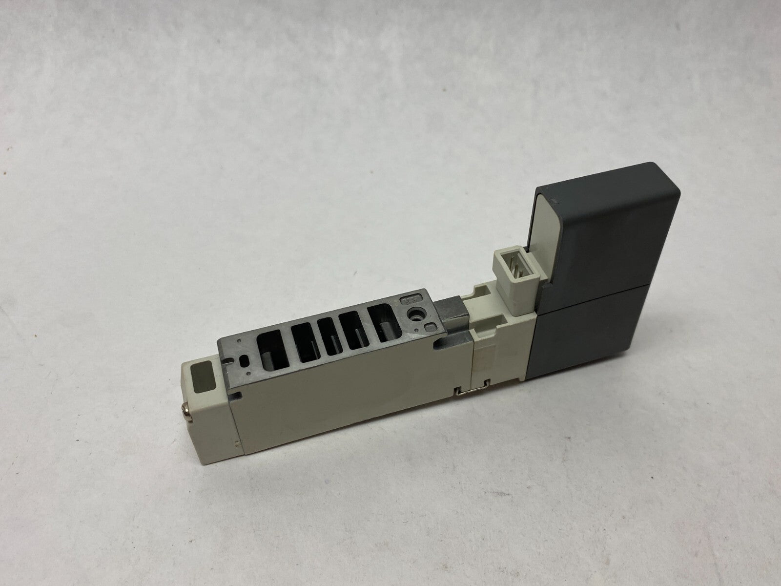 SMC VQC2100N-5 Solenoid Valve 5-Port Max Pressure 0.1~0.7MPa - Maverick Industrial Sales