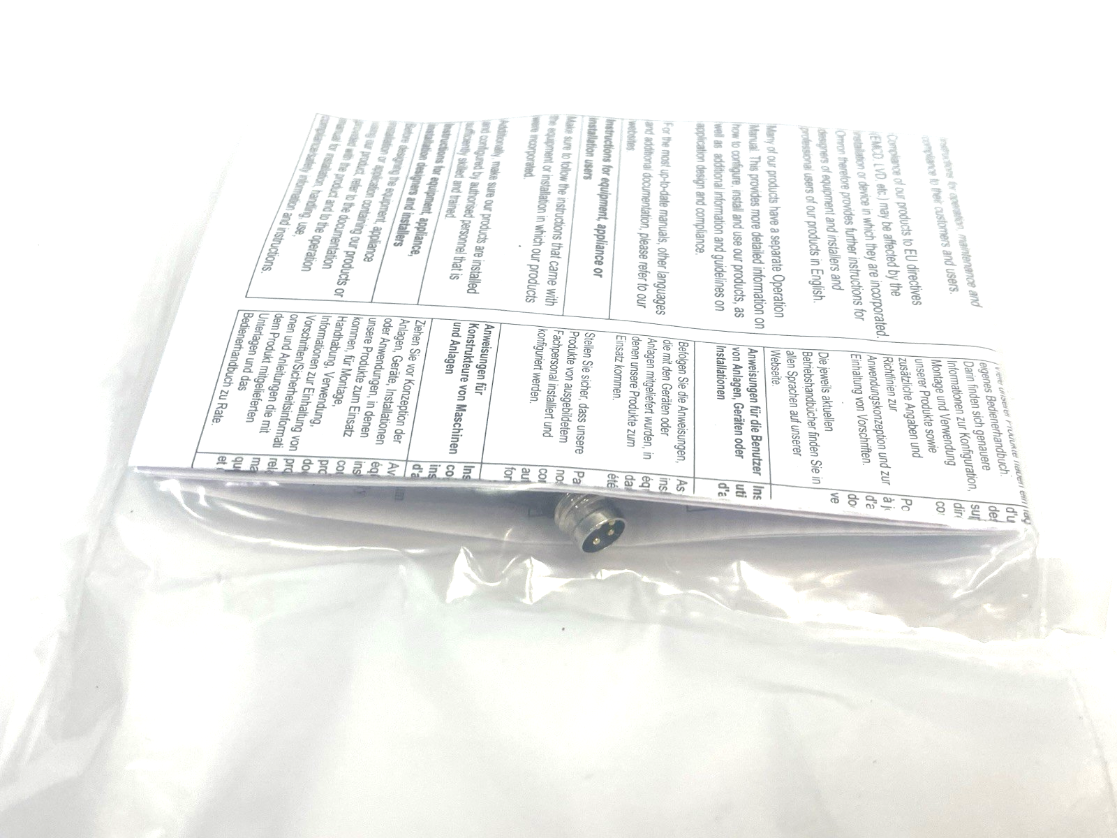 E3Z-R86 | Omron Retro-reflective Photoelectric Sensor M8, PNP, 4m Red Light - New - Maverick Industrial Sales