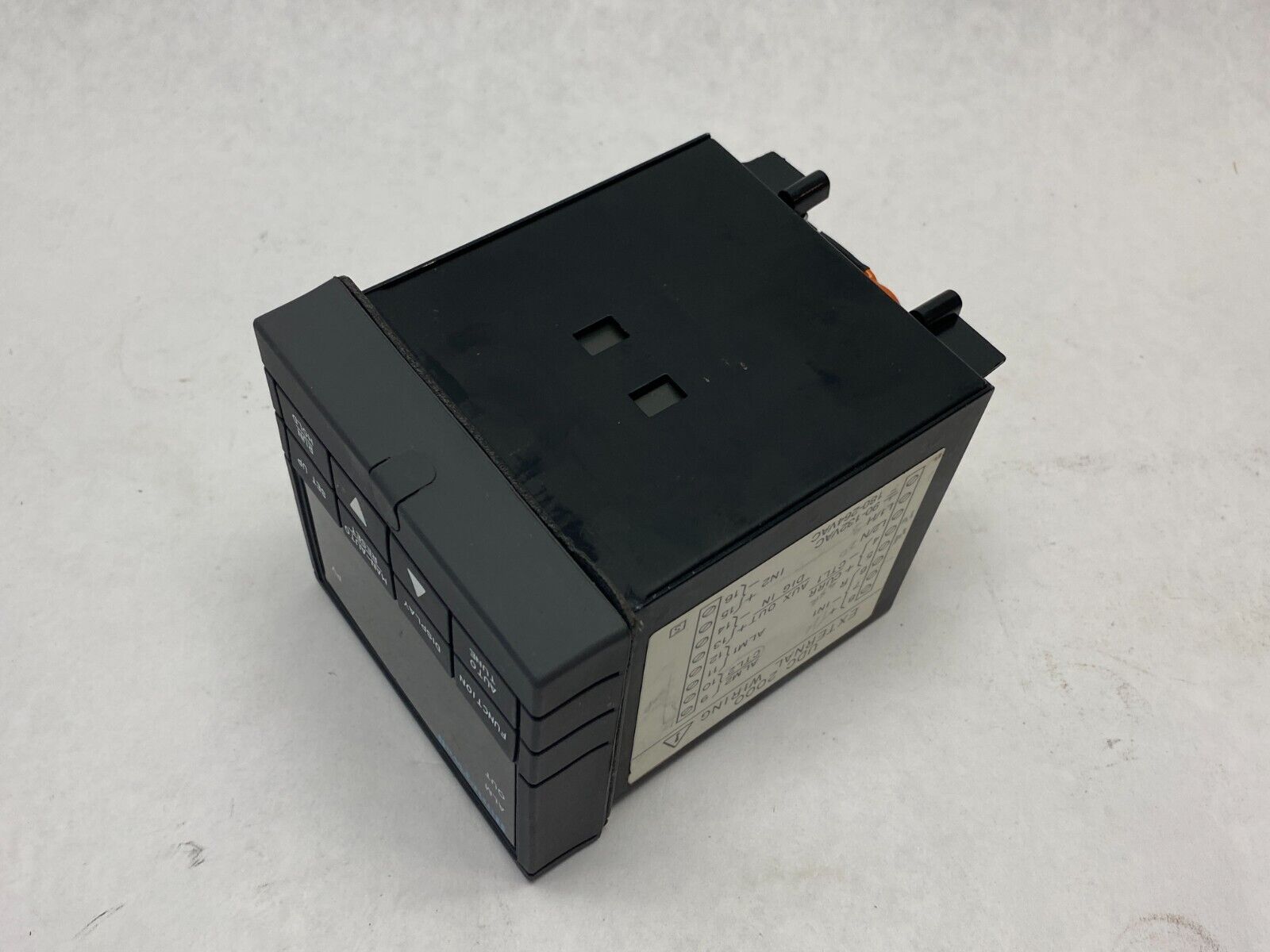 Honeywell DC200T-1-00B-100000-0 MINI-PRO Mini Temp Controller 120VAC UDC2000 - Maverick Industrial Sales