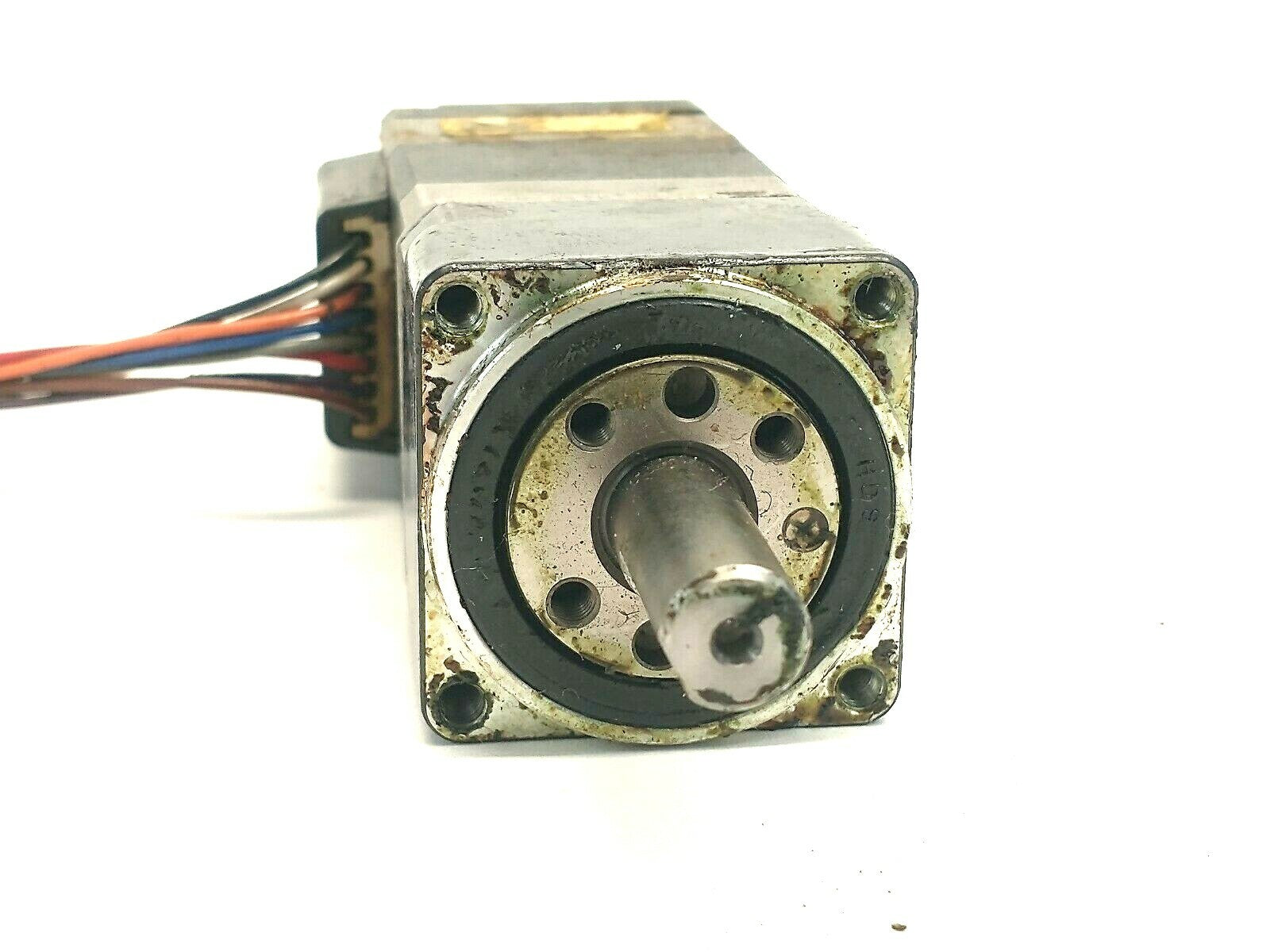 ARM24SAK-H100 | Oriental Motor AlphaStep Closed Loop Stepper Motor 1.85VDC 0.88A - For Parts Or Not Working - Maverick Industrial Sales