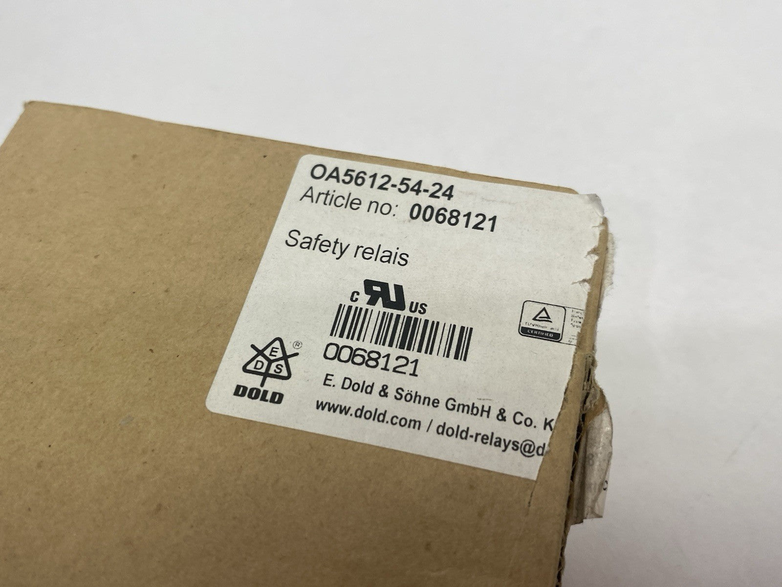 OA5612-54-24 | E Dold & Sohne Force Guided Relay, Socket Mount 0068121 - New – Open box - Maverick Industrial Sales