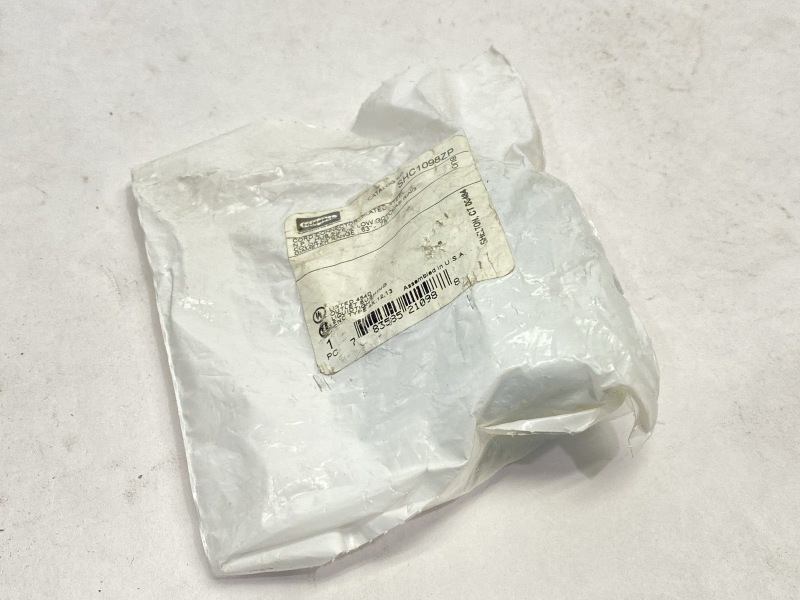 Hubbell SHC1098ZP Kellems 1" Cord Connector 0.63-0.75" - Maverick Industrial Sales