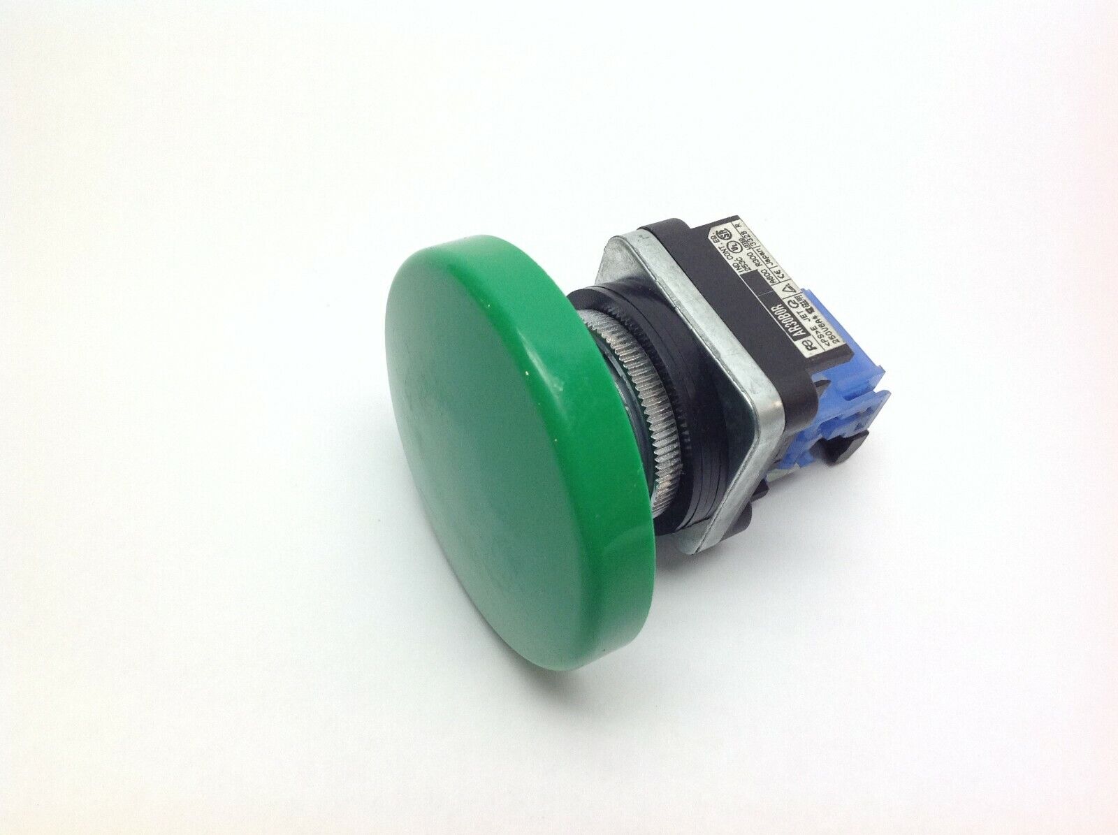Fuji Electric AR30B0R Green Momentary Pushbutton - Maverick Industrial Sales
