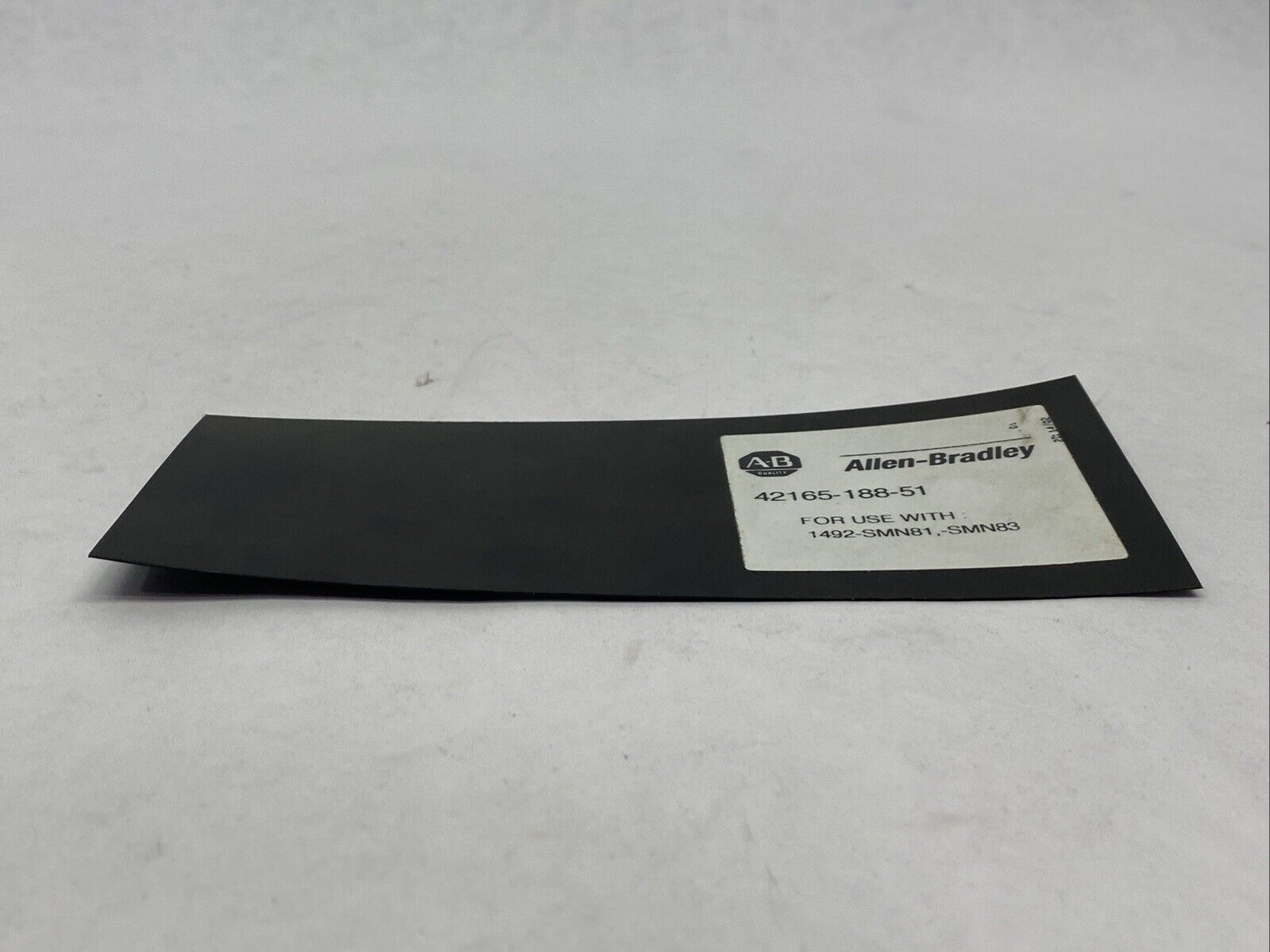 Allen Bradley 42165-188-51 Spacer For 1492-SMN81, SMN83 LOT OF 3 - Maverick Industrial Sales