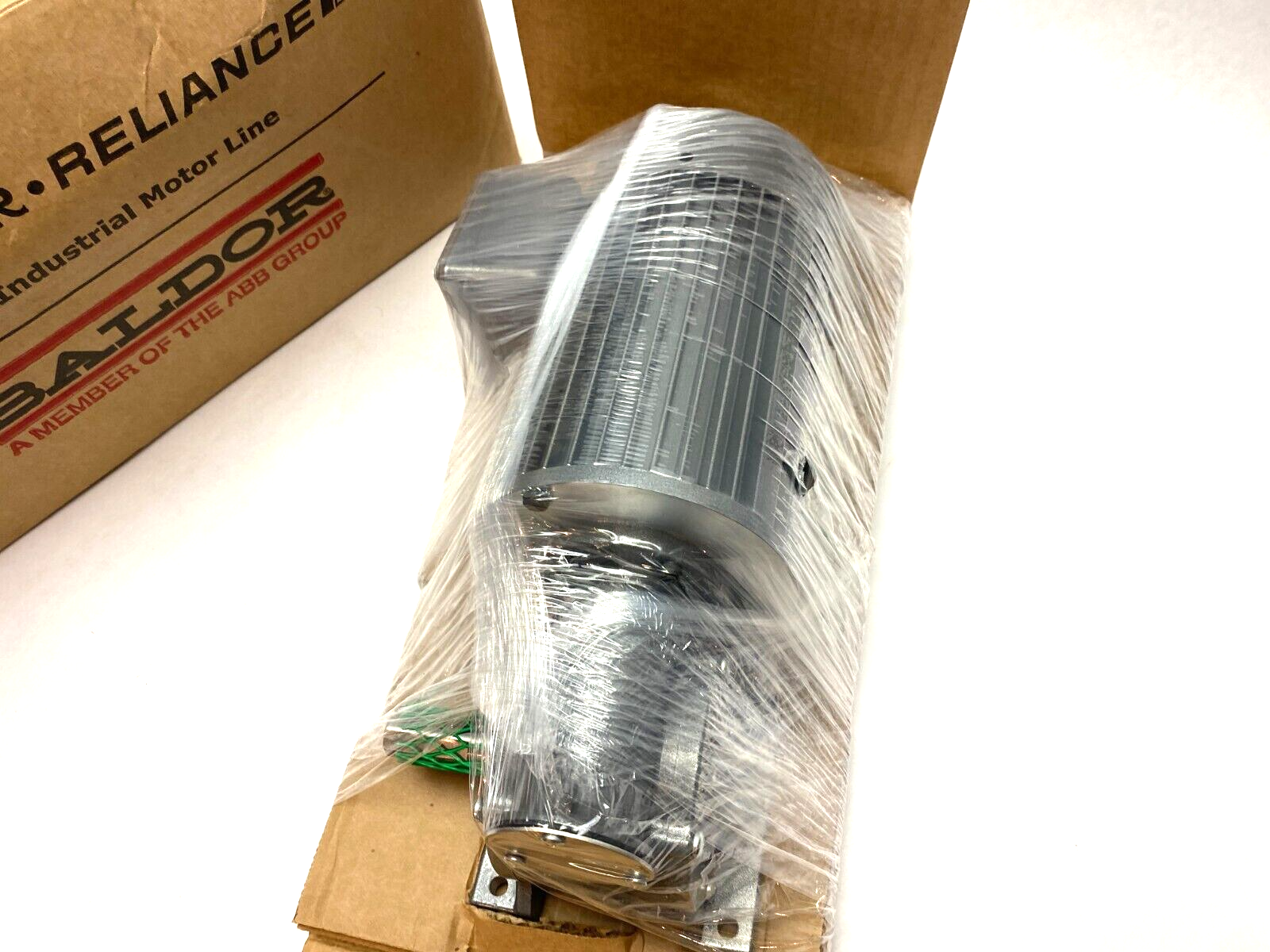 Baldor Reliance IDGM2509 Right Angle Gearmotor, 0.38HP, 3-Ph, 75:1 Ratio - New - Maverick Industrial Sales