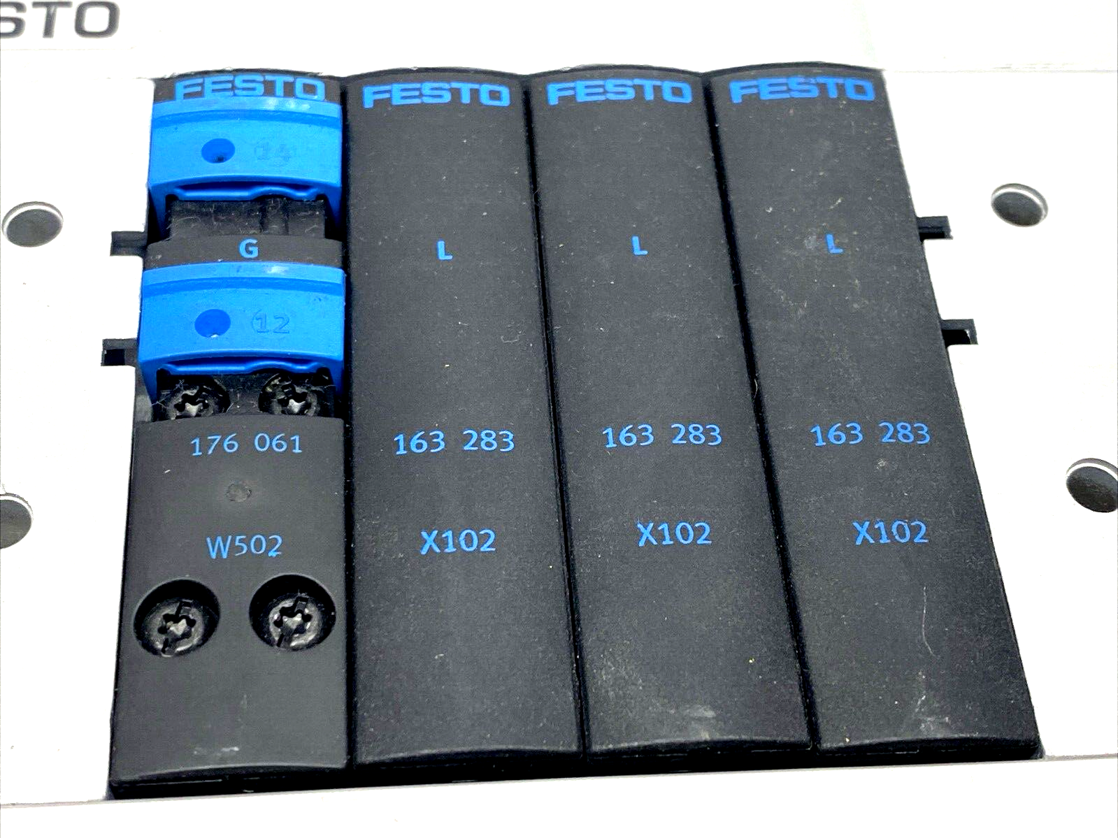 Festo CPV18-VI Valve Manifold Assembly 18220 CPV18-GE-MP-4 Interface 18204 - Maverick Industrial Sales