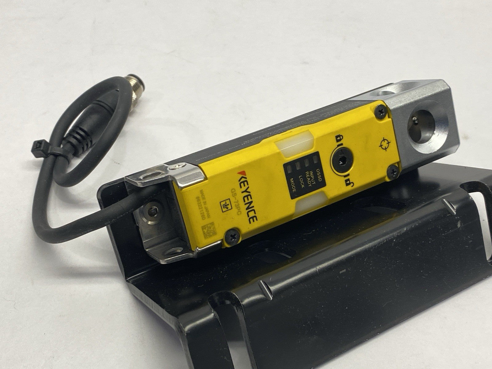 GS-73PC | Keyence Safety Interlock Switch High Performance Type M12 w/ GS-A21 - Used - Maverick Industrial Sales