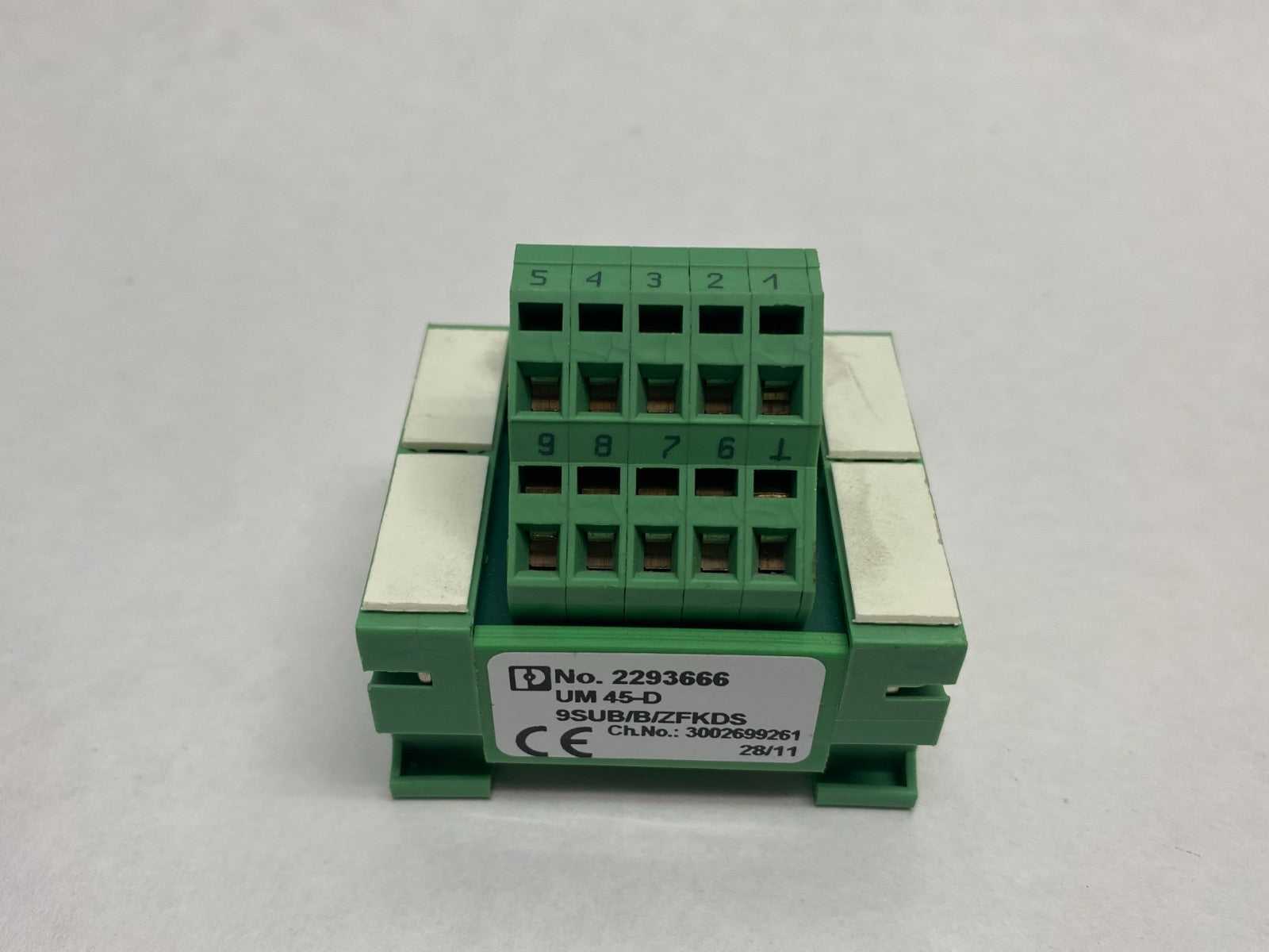 2293666 | Phoenix Contact VARIOFACE Termination Board UM 45-D 9SUB/B/ZFKDS - Used - Maverick Industrial Sales