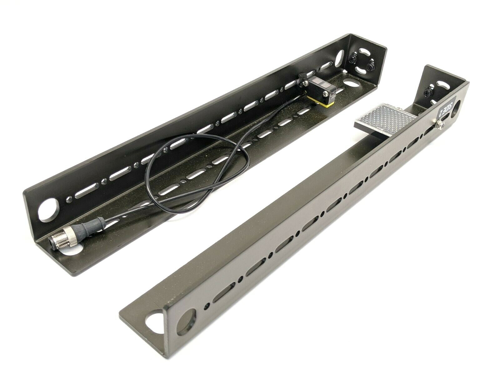 Banner SGSA-MX-LPQ20 Mute Arm Kit 805084 - Maverick Industrial Sales