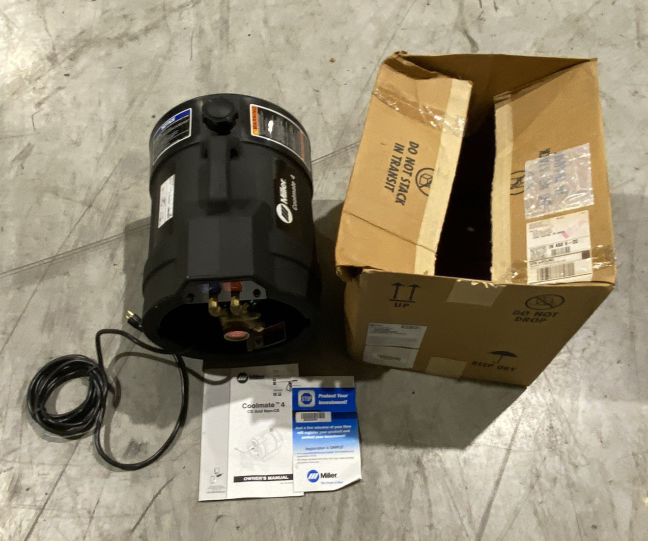 042288 | Miller Coolmate™ 4 Water Coolant System 115 V for Water Cooled Torches - New – Open box - Maverick Industrial Sales