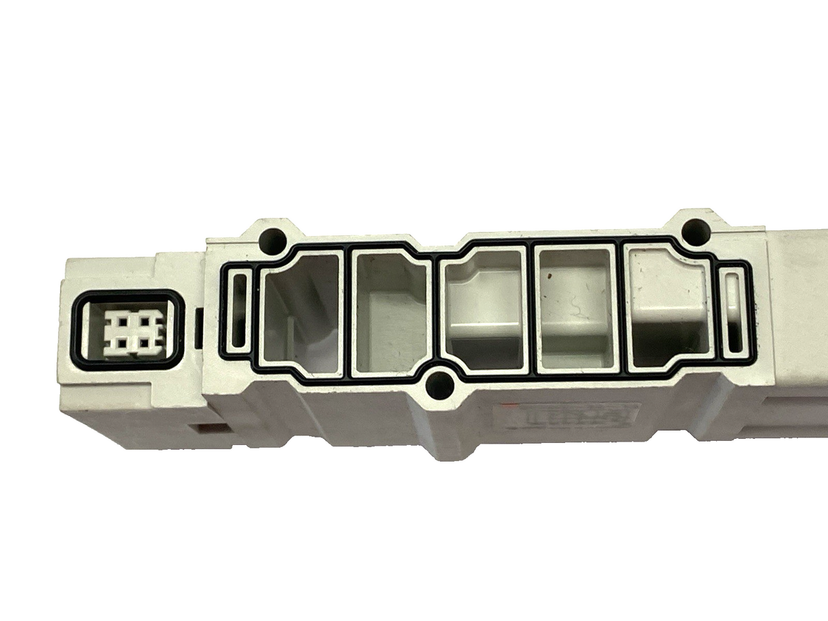 SY70M-60-1A | SMC Pneumatic Spacer Assembly, Double Check NO MOUNTING SCREWS - New – Open box - Maverick Industrial Sales