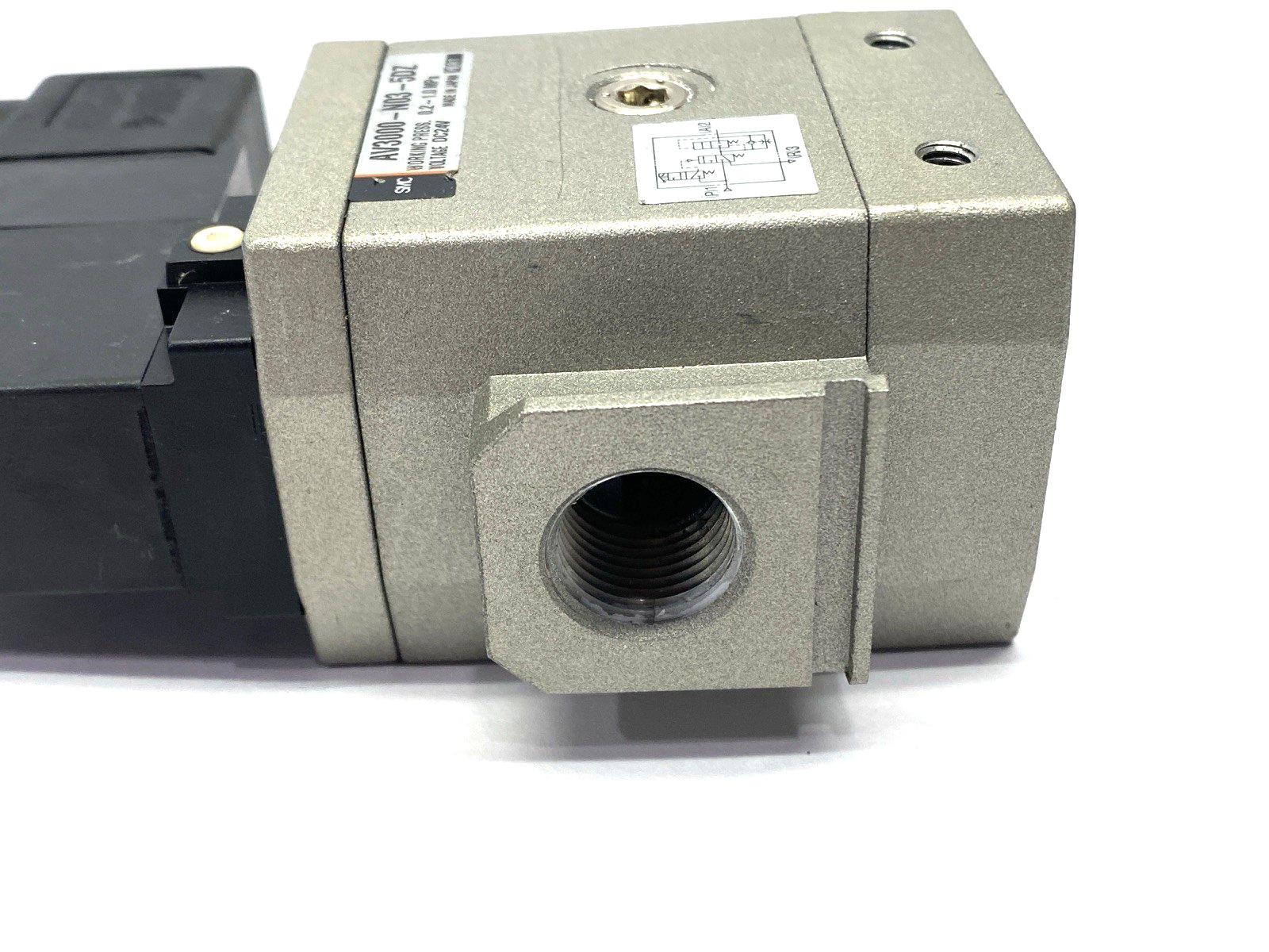 SMC AV3000-N03-5DZ Soft Start Pneumatic Valve 3/8" Ports - Maverick Industrial Sales