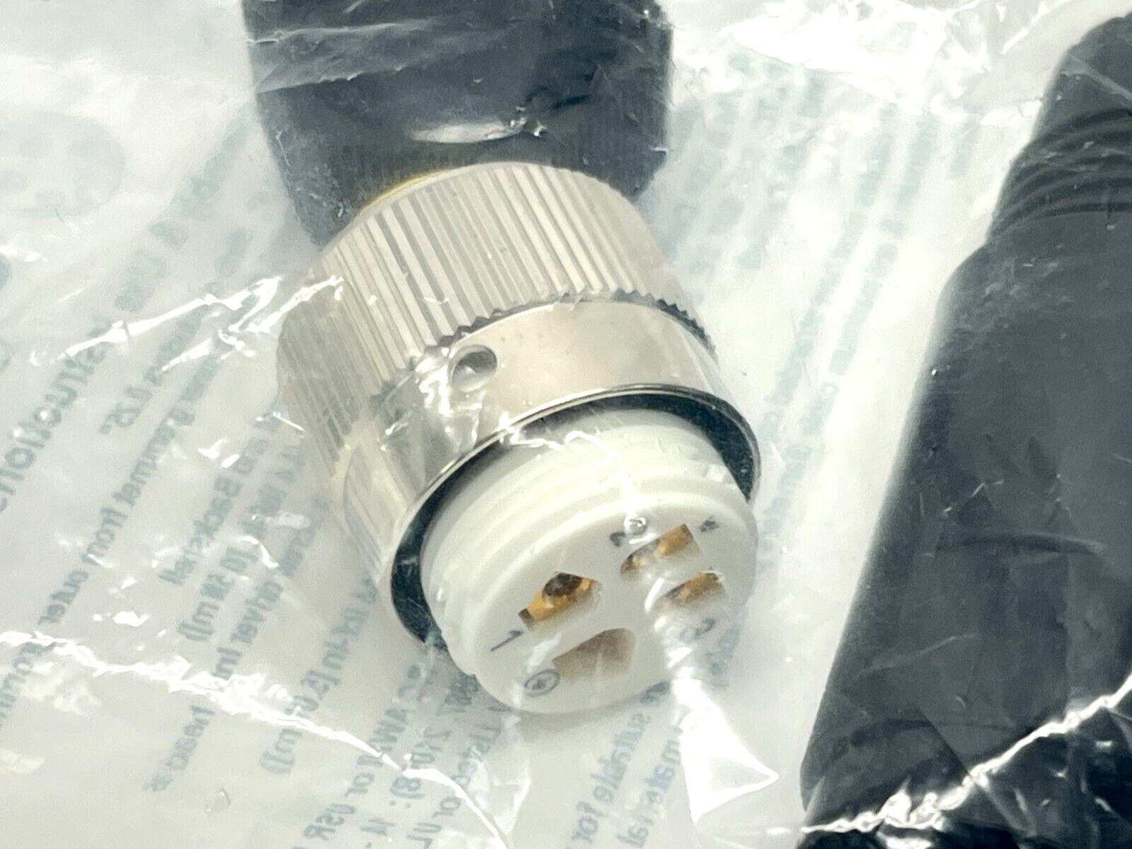 MIN-4MP-FWX | Mencom Field Wireable Sensor Plug - New - Maverick Industrial Sales