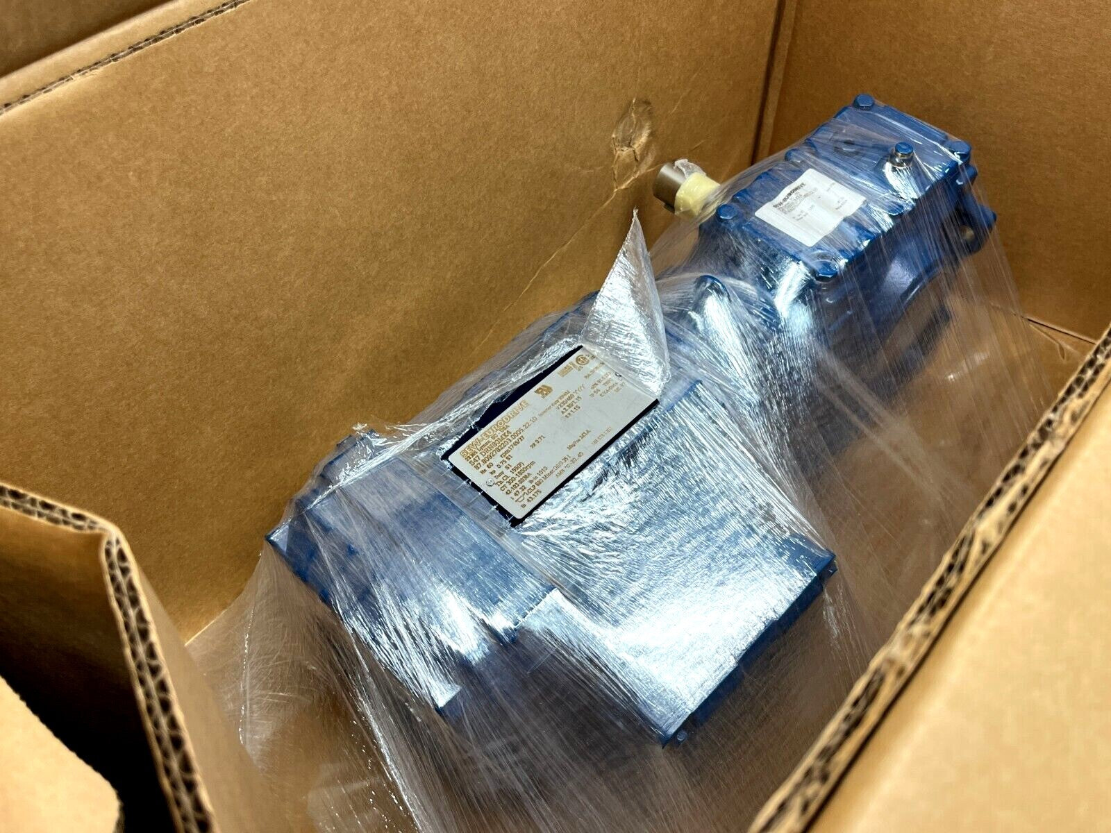 S47DRN80MK4 | Sew Eurodrive Gear Motor 3/4HP 230/460V 2.30/1.15A 1745/37RPM 3Ph - New – Open Box - Maverick Industrial Sales