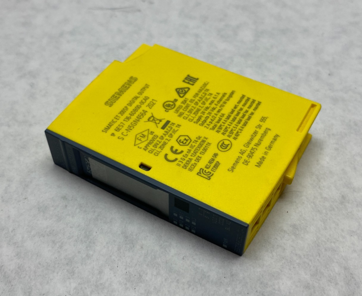 Siemens 6ES7136-6DB00-0CA0 SIMATIC ET200SP Digital Output Module 4x24VDC/2A - Maverick Industrial Sales
