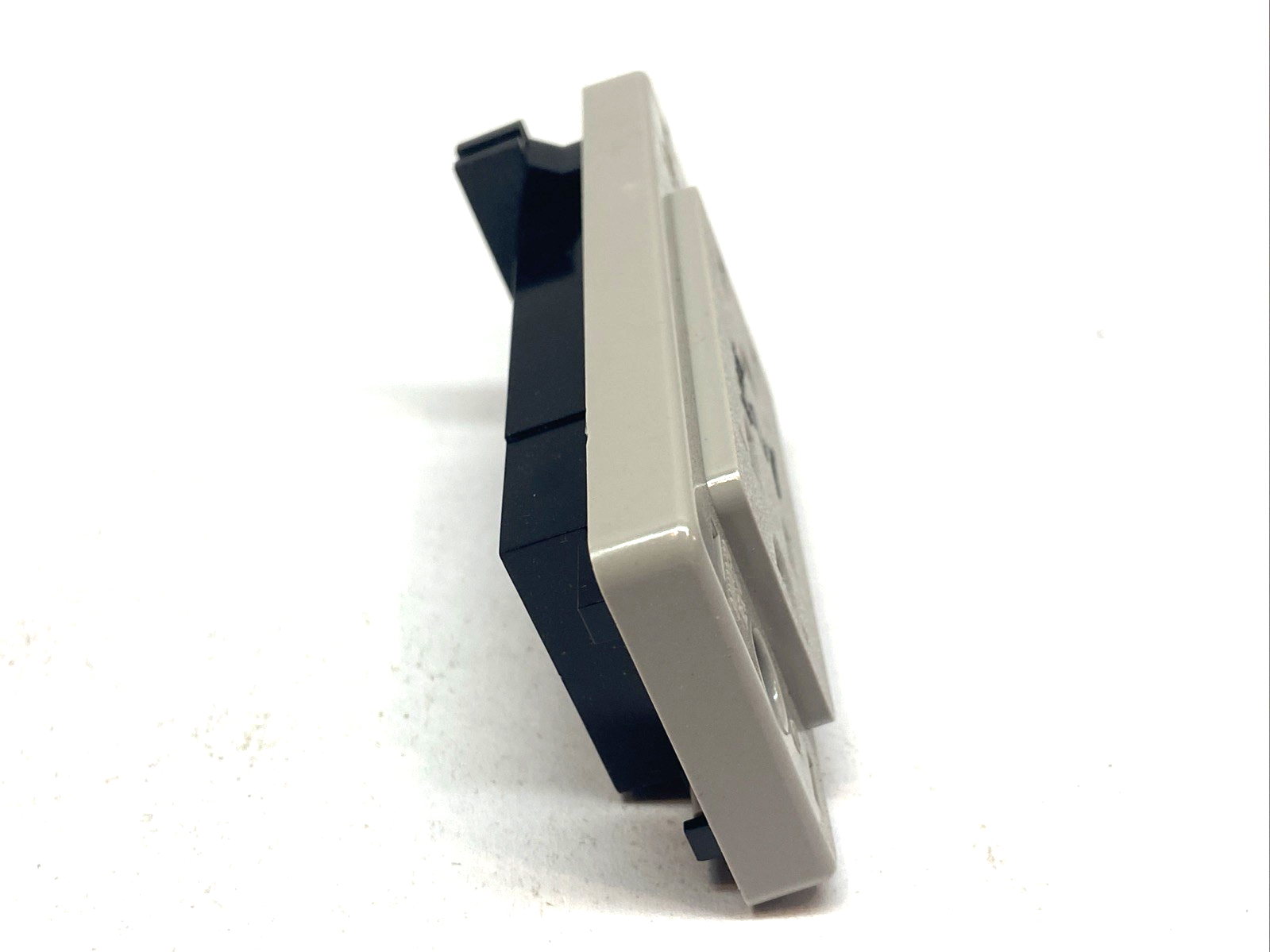 Steelcase 986832DA15S Line-2 Duplex Receptacle 120V 15A - Maverick Industrial Sales