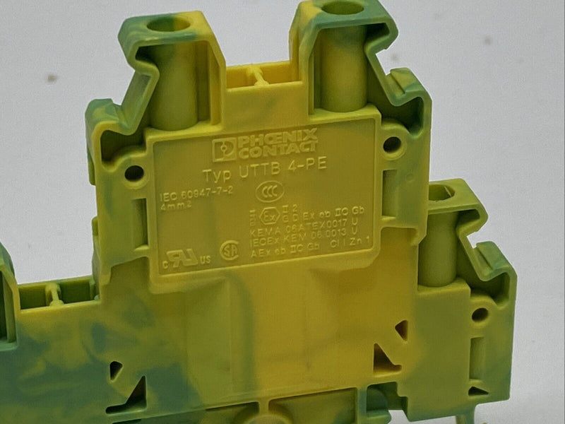 Phoenix Contact UTTB 4-PE Ground Terminal Block Green/Yellow 3044759 LOT OF 4 - Maverick Industrial Sales