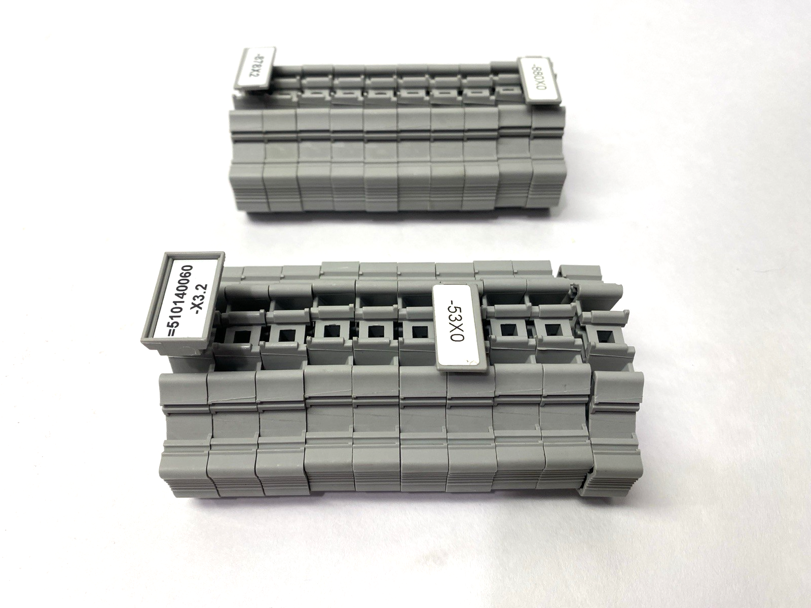 CLIPFIX 35 | Phoenix Contact End Clamp 3022218 LOT OF 20 - Used - Maverick Industrial Sales