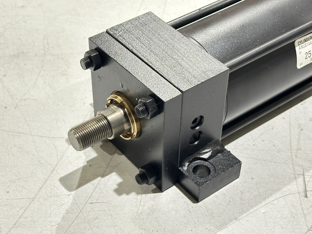 03.25 CC2ANUS14AC 18.250 | Parker 03.25 CC2ANUS14AC 30.250 Series 2AN Cylinder 3.25" Bore 30.25" Stroke - Maverick Industrial Sales