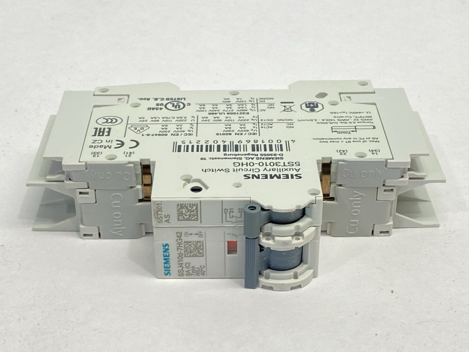 Siemens 5SJ4106-7HG42 Circuit Breaker 1P 6A 277VAC/480V w/ 5ST3010-0HG Switch - Maverick Industrial Sales