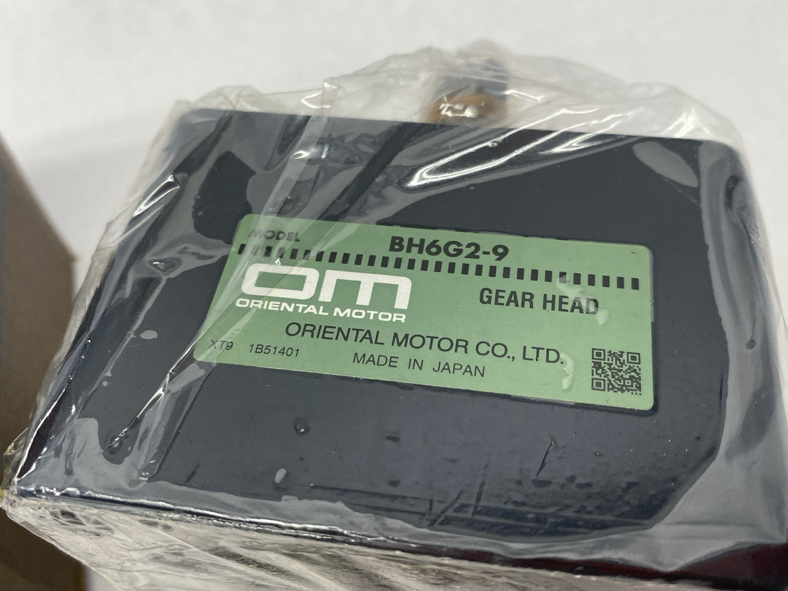 Oriental Motor BH6G2-9 Gearhead Parallel Shaft (9:1) - Maverick Industrial Sales
