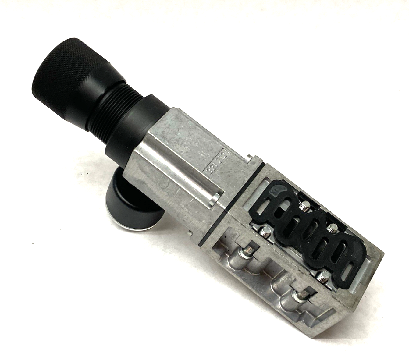 Festo LR-ZP-P-D-1-AS Intermediate Pressure Regulator Plate w/ Gauge 13000434 - Maverick Industrial Sales