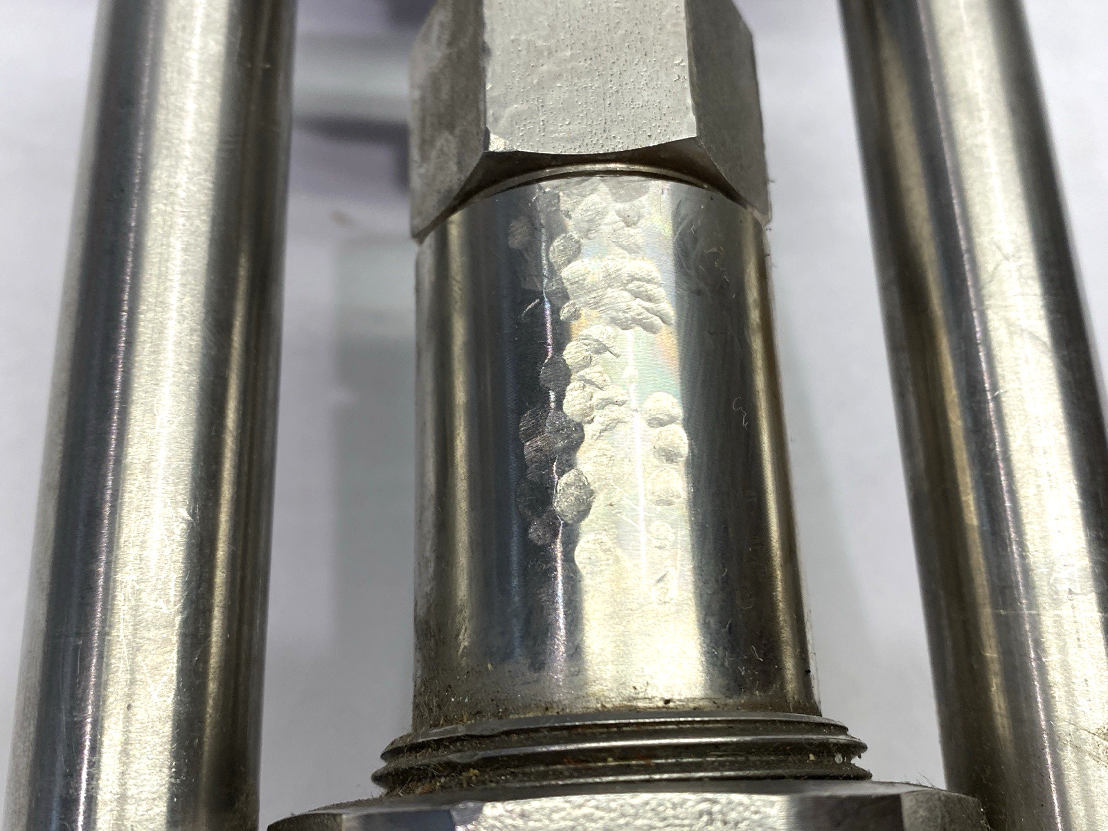 Schubert & Salzer 8021/015VGF106M-S-B-ZR-S-2 Sliding Gate Control Valve 8021-GS3 - Used - Maverick Industrial Sales