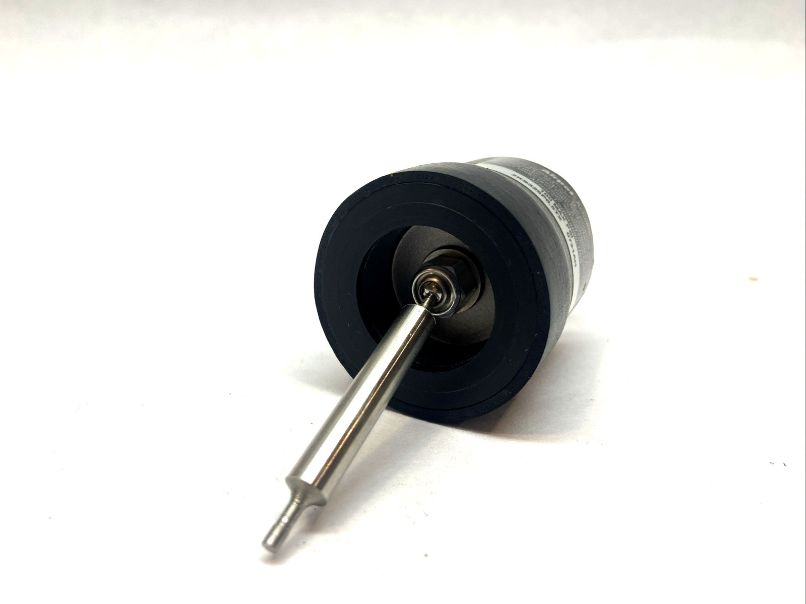 2KS325P0.5TX | Airpot Pneumatic Actuator 1.281" Bore 0.5" Stroke NO ROD CONFIG. - Used - Maverick Industrial Sales