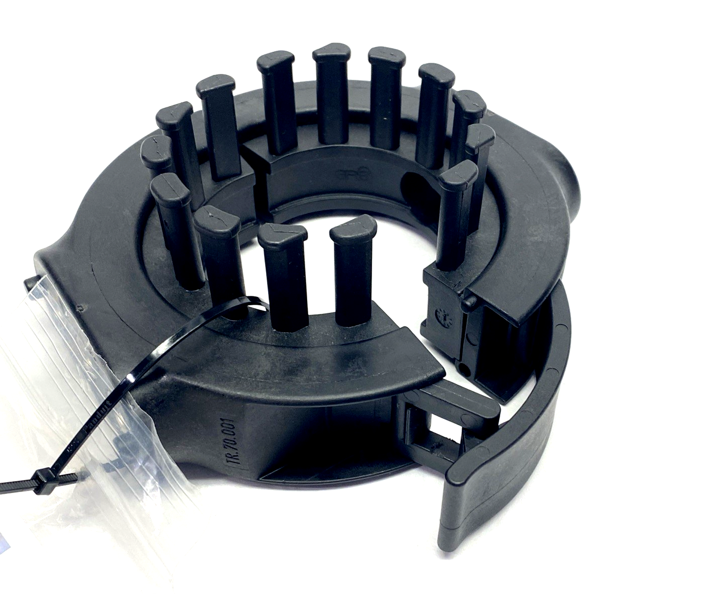 Igus TR.70.01 Triflex Standard Mounting Bracket w/ Strain Relief TR.70.001 - Maverick Industrial Sales