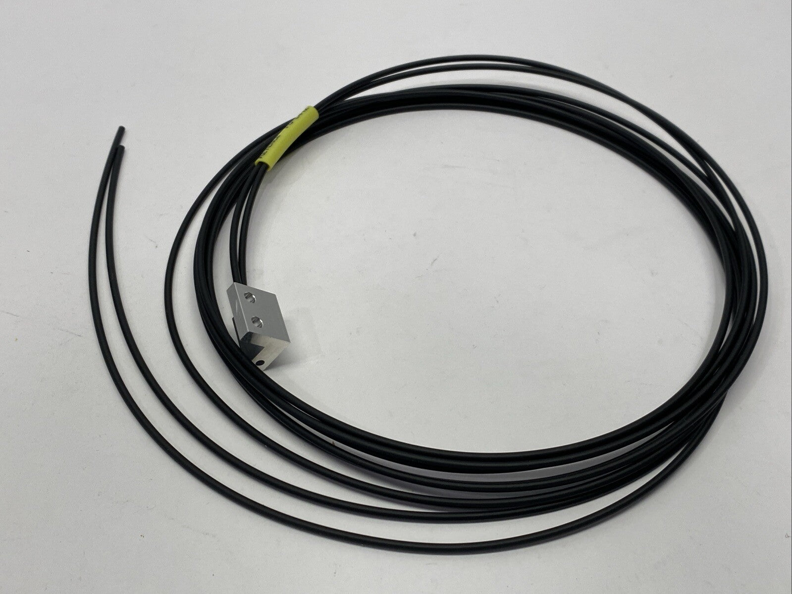 FU-L41Z | Keyence Digital Fiber Optic Sensor Reflective Fiber Unit - New – Open Box - Maverick Industrial Sales