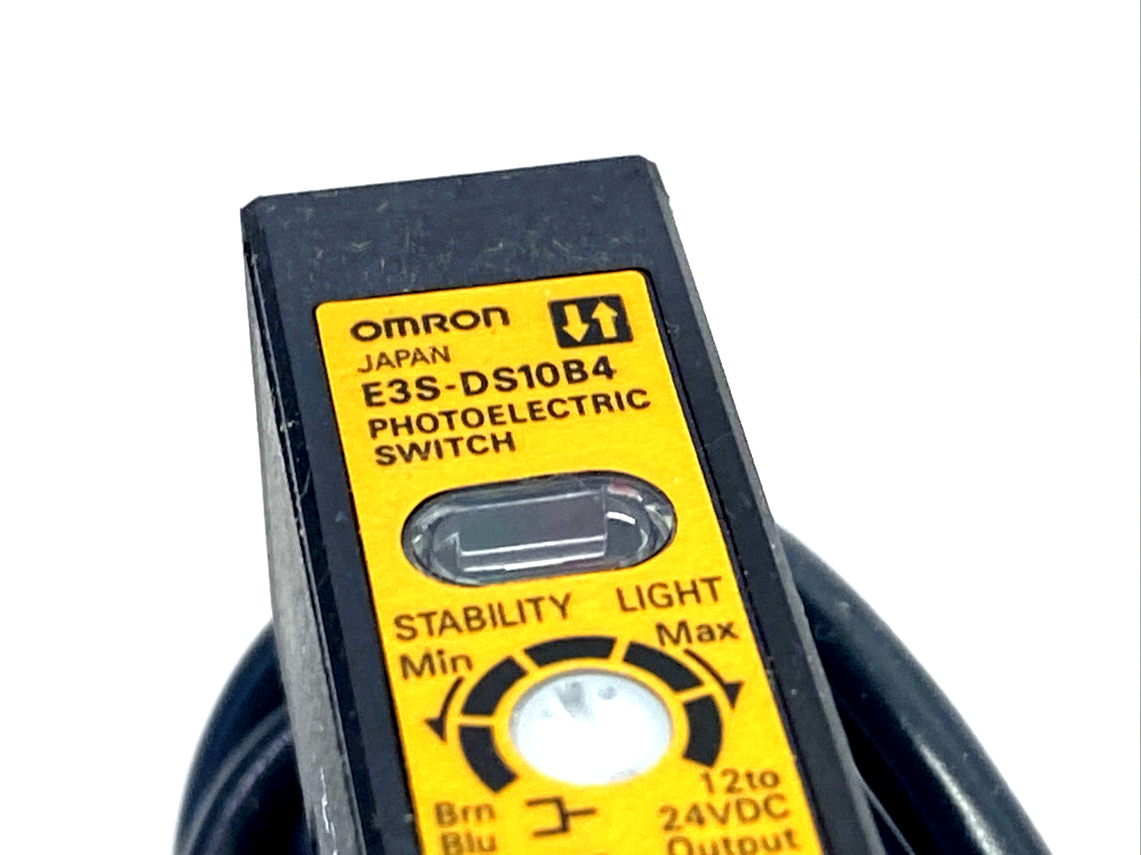 Omron E3S-DS10B4 Photoelectric Sensor - Maverick Industrial Sales