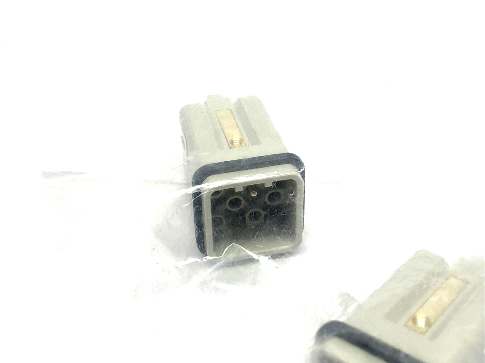 CQM-12,CQM 12 | ILME CQM 12 Male Crimp Connector Insert 12 Pole + PE, 10A, Mencom CQM-12 7-PK - New – Open box - Maverick Industrial Sales
