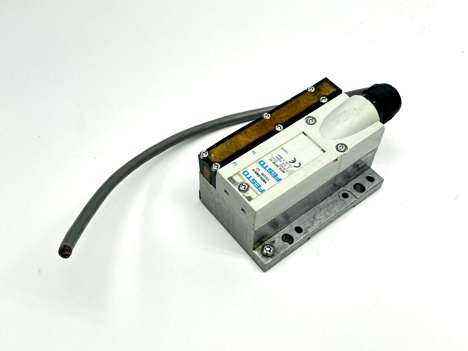 Festo VMPA-KMS-H Hood 533198 w/ VMPA1-MPM-EPL-GU Interface 540896 - Maverick Industrial Sales