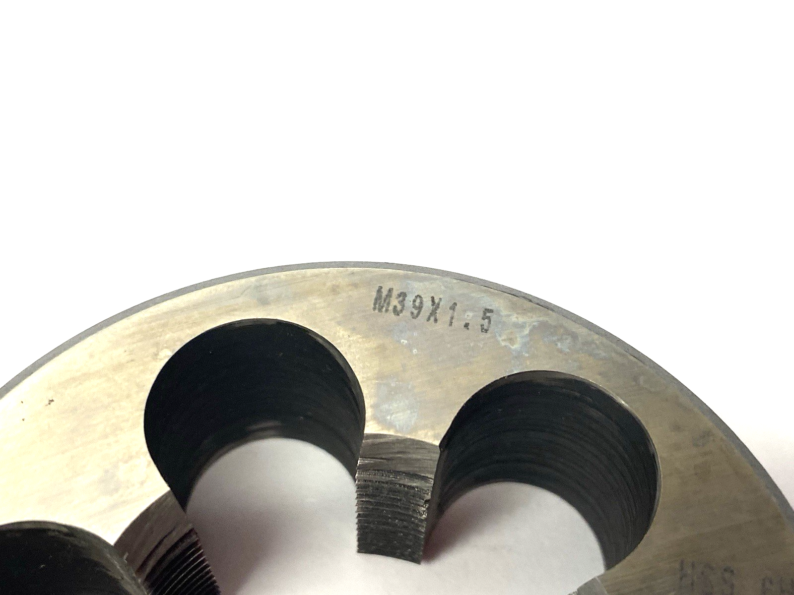 None | M39x1.5 HSS 6-Hole Round Thread Die - Used - Maverick Industrial Sales