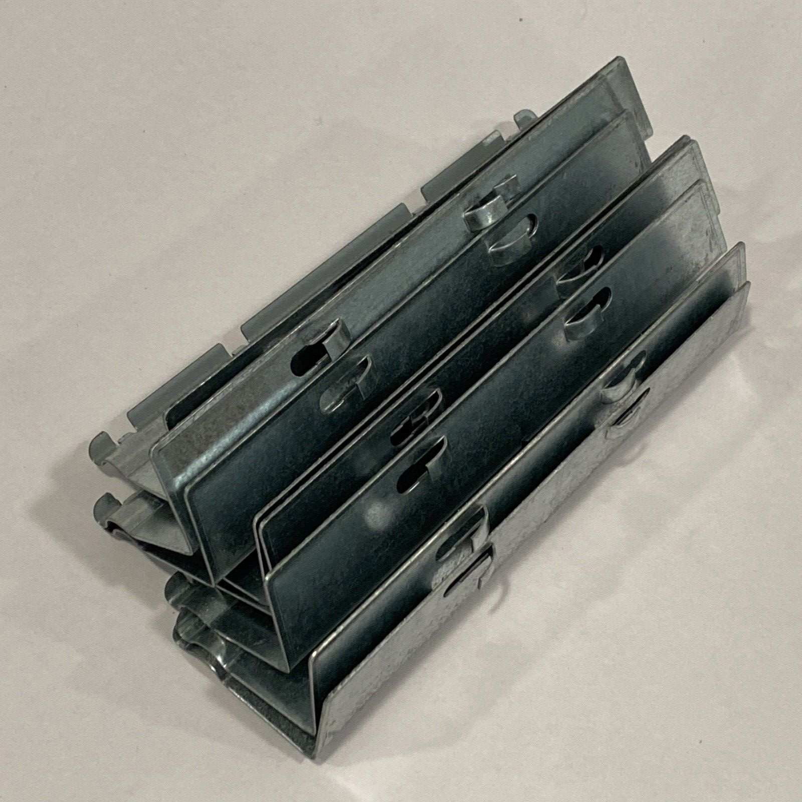 Legrand 480221 Cable Support Connection Piece P31 ECLIC 60 GS/PG/Z LOT OF 8 - Maverick Industrial Sales