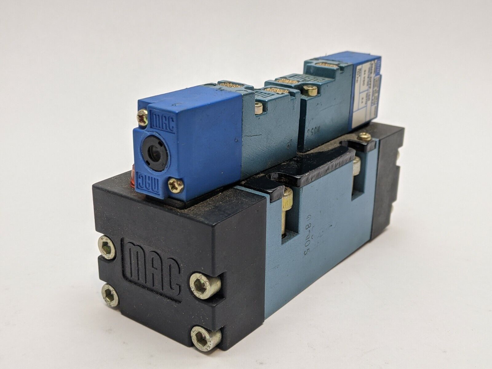 MAC Valves MV-P2A-ABDA-DM-DFFP-1DR Direct Solenoid Operated Valve Dbl Operator - Maverick Industrial Sales