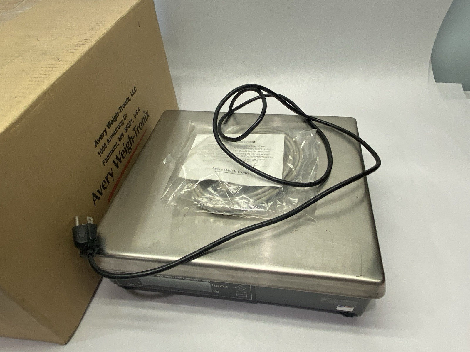 9503-15625 | Avery Weigh-Tronix NCI Quartzell Digital Bench Scale 7620 - New – Open box - Maverick Industrial Sales