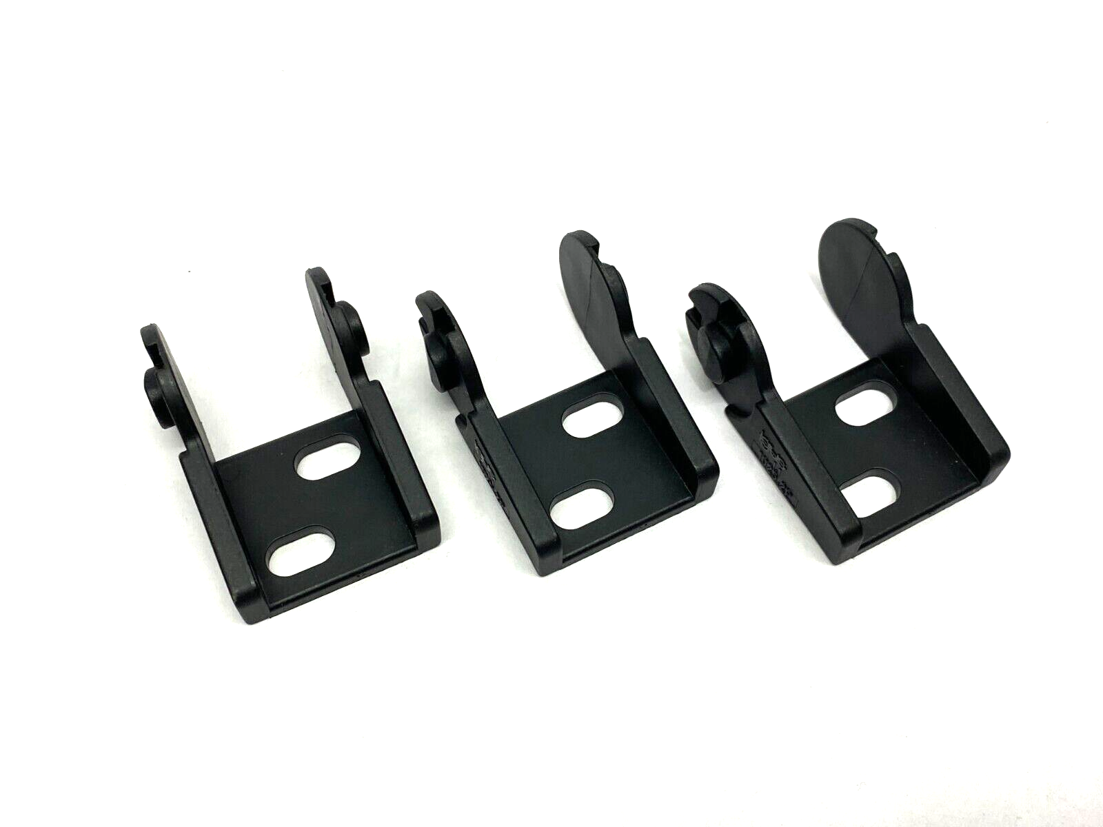 Igus 1025.2P Cable E-Chain Mounting Bracket LOT OF 3 - Maverick Industrial Sales