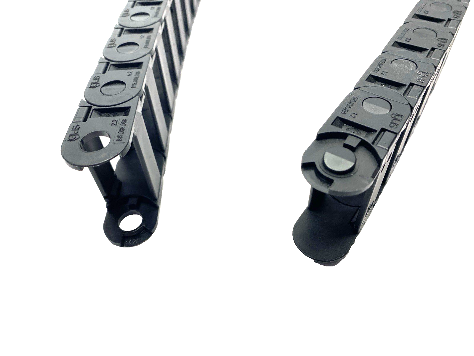 Igus B15-038-038-0 E-Chain Assembly 4' Overall Length - Maverick Industrial Sales