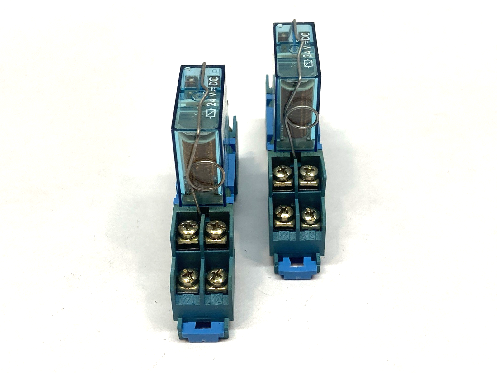 Finder Type 40.52S General Purpose Relay 8A 250V W/ Relay Socket LOT OF 2 - Maverick Industrial Sales