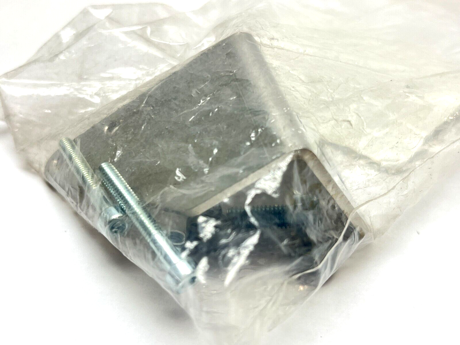 3842535918 | Rexroth Fastening Kit for Read/Write ID 15/MS-5 - New - Maverick Industrial Sales