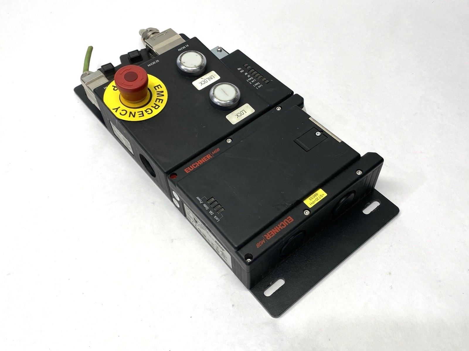 MGB-L1B-PNA-121855 | Euchner Multifunctional Gate Box 121855 MISSING THREADED PLUG - Used - Maverick Industrial Sales